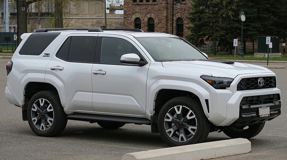 Toyota 4Runner (2025) artwork